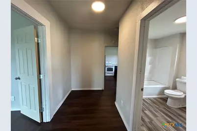 400 Symes Street #A, Taylor, TX 76574 - Photo 8