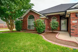 1916 Stonehenge Dr, Harker Heights, TX 76548 - Photo 16