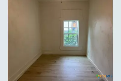 1014 S 3rd Street, Temple, TX 76504 - Photo 8