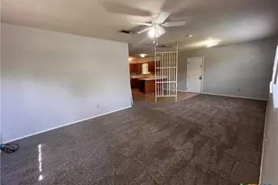 900 Hazelton St, San Marcos, TX 78666 - Photo 2