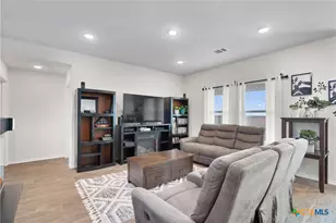 101 Gather, Seguin, TX 78155 - Photo 8