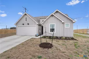 101 Gather, Seguin, TX 78155 - Photo 2