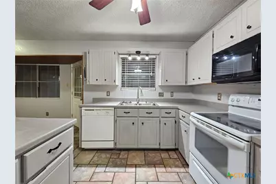 2910 Transit Drive, Killeen, TX 76543 - Photo 2