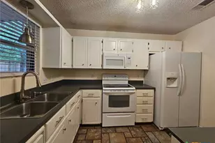 2910 Transit Dr, Killeen, TX 76543 - Photo 2