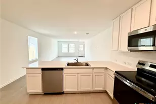 413 Moscato Rd, New Braunfels, TX 78130 - Photo 6