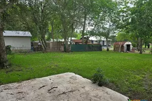 1219 St Michael St, Gonzales, TX 78629 - Photo 12
