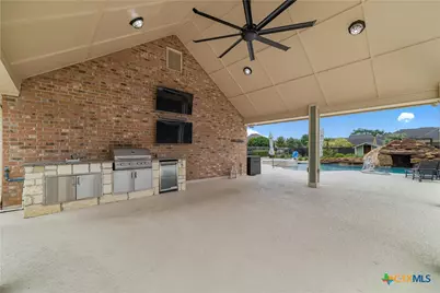 102 Green Gable Drive, Victoria, TX 77904 - Photo 8