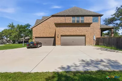 852 Hampton Oaks, New Braunfels, TX 78132 - Photo 10