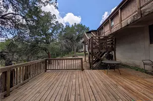 929 Ohio Ave, New Braunfels, TX 78130 - Photo 32
