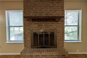 929 Ohio Ave, New Braunfels, TX 78130 - Photo 6