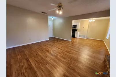 929 Ohio Avenue, New Braunfels, TX 78130 - Photo 6