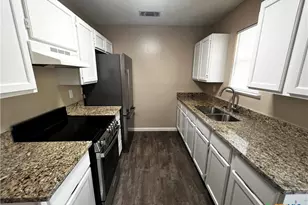 301 Rockwood Dr, Wimberley, TX 78676 - Photo 2
