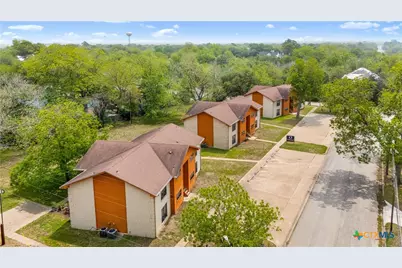 603 E Gonzales and 201 Pecan St Street, Yoakum, TX 77995 - Photo 6