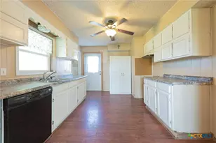 3300 State Hwy 95, Shiner, TX 77984 - Photo 12
