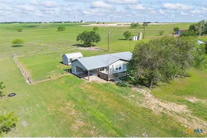 3300 State Highway 95, Shiner, TX 77984 - Photo 4