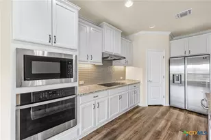 270 Belleview Dr, Belton, TX 76513 - Photo 8