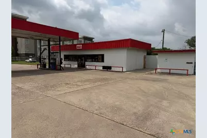 3011 S Laurent Street, Victoria, TX 77901 - Photo 2