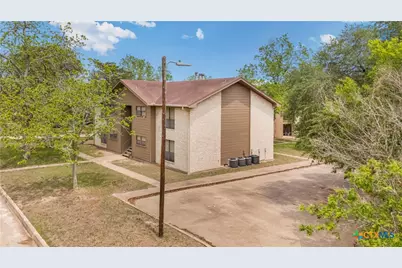 603 E Gonzales and 201 Pecan St Street, Yoakum, TX 77995 - Photo 4