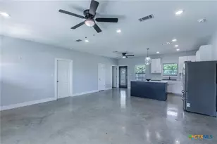 107 S Lexington St, Holland, TX 76534 - Photo 6