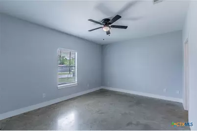 107 S Lexington Street, Holland, TX 76534 - Photo 12