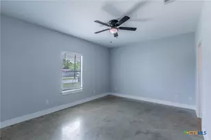107 S Lexington St, Holland, TX 76534 - Photo 12