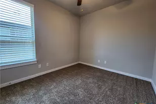 546 Creekside Frst, New Braunfels, TX 78130 - Photo 12