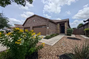 546 Creekside Frst, New Braunfels, TX 78130 - Photo 1
