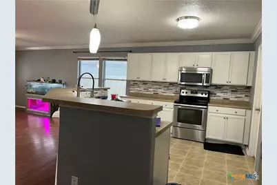 323 Big Hawk, New Braunfels, TX 78130 - Photo 4