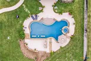 254 Sendera Loop, Victoria, TX 77904 - Photo 12