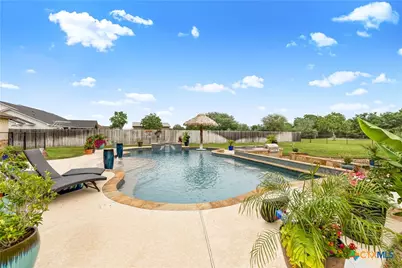 254 Sendera Loop, Victoria, TX 77904 - Photo 14
