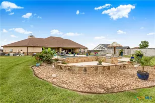 254 Sendera Loop, Victoria, TX 77904 - Photo 8