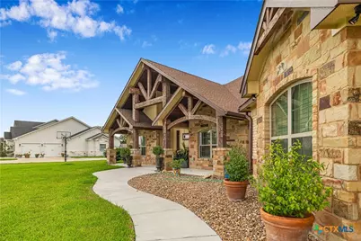 254 Sendera Loop, Victoria, TX 77904 - Photo 10