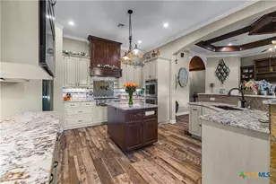 254 Sendera Loop, Victoria, TX 77904 - Photo 20