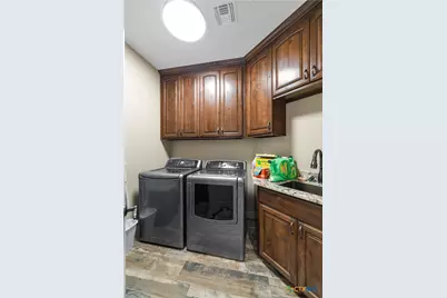 254 Sendera Loop, Victoria, TX 77904 - Photo 44