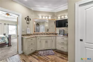 254 Sendera Loop, Victoria, TX 77904 - Photo 30