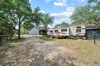 351 Line Camp Loop, Spring Branch, TX 78070 - Photo 26