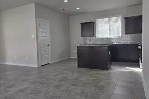 412 Hortus Dr, Kyle, TX 78640 - Photo 12