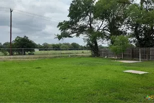 608 W Thomas, Cuero, TX 77954 - Photo 22