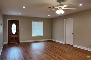 608 W Thomas, Cuero, TX 77954 - Photo 6