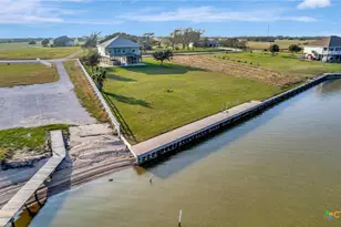 314 Windswept Dr, Port Lavaca, TX 77979 - Photo 6