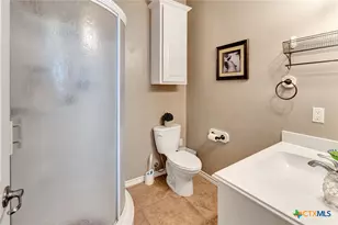 314 Windswept Dr, Port Lavaca, TX 77979 - Photo 14