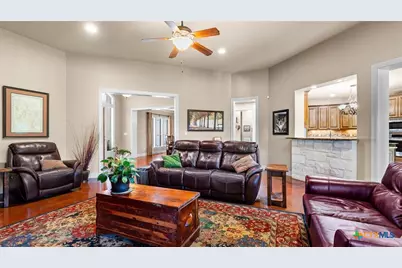 179 Silverado, New Braunfels, TX 78132 - Photo 8