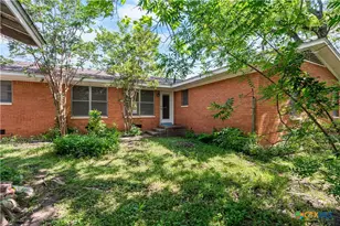1412 E Leon St, Gatesville, TX 76528 - Photo 28