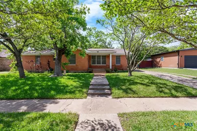 1412 E Leon Street, Gatesville, TX 76528 - Photo 30