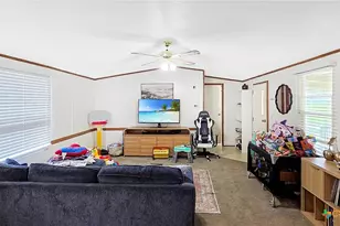 603 E George St, Port Lavaca, TX 77979 - Photo 6