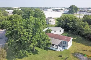 603 E George St, Port Lavaca, TX 77979 - Photo 4