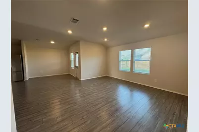 208 Ida Loop, Seguin, TX 78155 - Photo 4