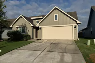 208 Ida Loop, Seguin, TX 78155 - Photo 1