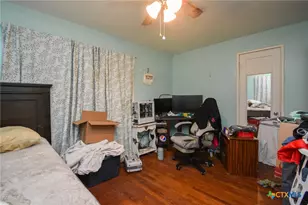 904 Melrose Ave, Victoria, TX 77901 - Photo 8