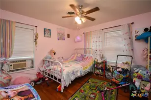 904 Melrose Ave, Victoria, TX 77901 - Photo 6